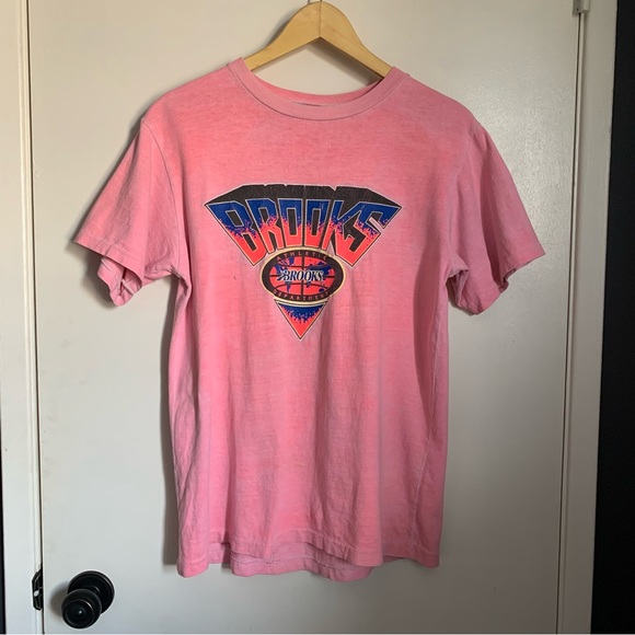 Vintage Brooks Athletics T-Shirt Faded Pink Medium 80s 90s Single Stitch - Picture 3 of 7